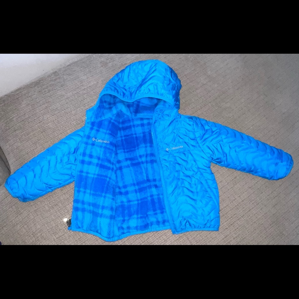 2T reversible Columbia kids jacket.